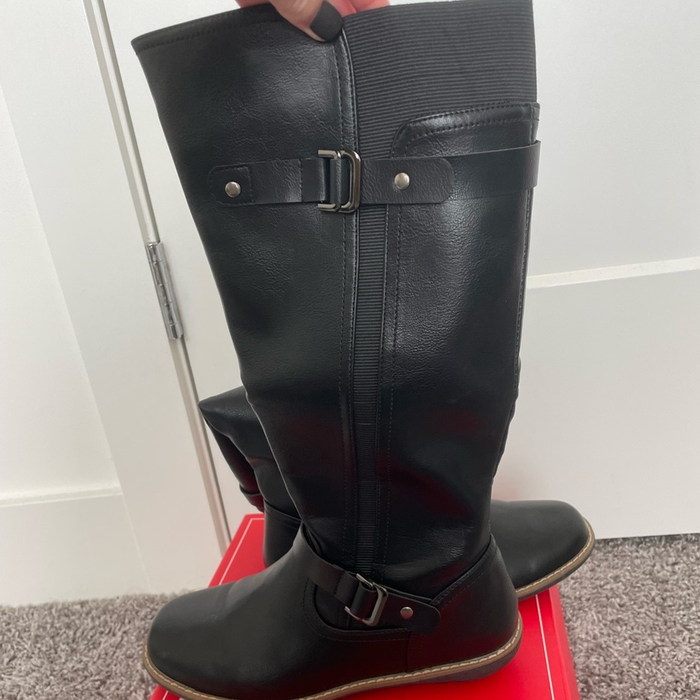 Knee high riding boots